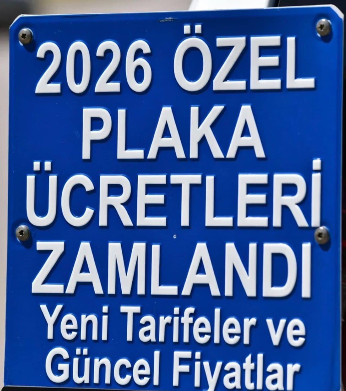 2026 Özel Plaka Ücretleri Zamlandı: Yeni Tarifeler ve Güncel Fiyatlar
